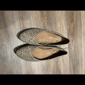 COPY - Tom’s sz 8.5 shoes